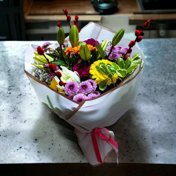 Calgary-florist-spring-bouquet-daisy