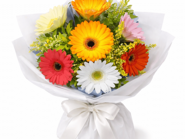 Last-minute Mother’s Day Flowers and Gifts Delivery That Still Feel Thoughtful